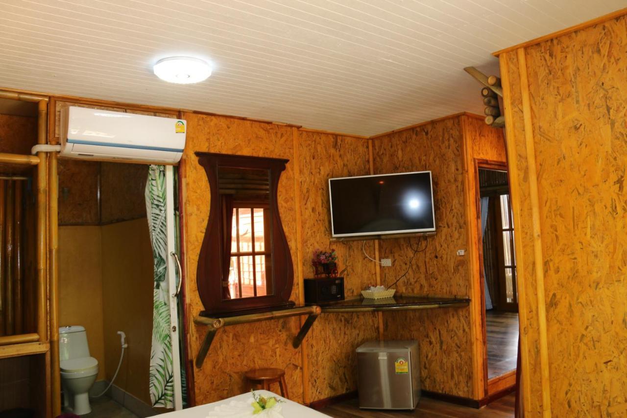 Ruan Mai Naiyang Beach Resort Nai Yang Экстерьер фото